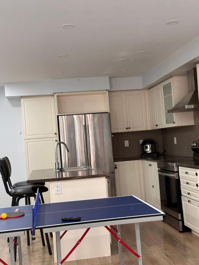 Cmoney Beautiful Home 2 แบรมพ์ตัน ภายนอก รูปภาพ